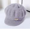 Chapéu feminino outono e inverno novo chapéu antigo de malha casual moda mãe chapéu meia-idade e idosos engrossado lã forrada quente chapéu de lã