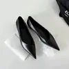 Versión de Piel de Oveja de Ropa Exterior Sencilla Estilo Retro Zapatos para Viajar al Trabajo para Mujer, Zapatos Profesionales de Piel Genuina de Punta Baja con Tacón Bajo sin Cordones
