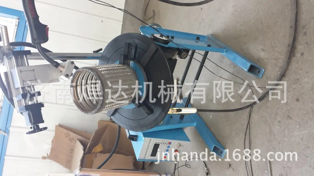 CNC-100变位机用于波纹管焊接 (4)
