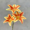 Flor Artificial de Lírio de 3 Cabeças Flor de Seda Material para Flores de Casamento Flor Falsa para Hotel Restaurante Tecido de Cola ao Toque Manual Flor Artificial de Lírio