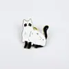 Broche de Metal com Tema de Halloween Europeu e Americano Formato de Fantasma Desenho Gato Preto Insígnia de Animal Acessórios para Mochila Roupas