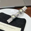 Pinza para el cabello de alta gama con forma de corazón de perla, pinza de pico de pato para flequillo lateral, pinza lateral de figura de ocho con pedrería para mujer