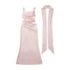 Vestido Longo Sexy Slim-Fit Cor Sólida Espinha de Peixe Estilo Desejo Puro Emagrecedor Design de Nicho Novo da Primavera 2026