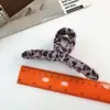 Pinzas para el pelo de invierno transfronterizas, Pinzas de garra, Pinzas de tiburón, Pasadores de moda con estampado de leopardo, Accesorios para el pelo para niñas, Pinzas para el pelo simples y elegantes