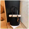 Bolsa Transfronteiriça de Veludo Pelúcia Feminina Grande Capacidade 2025 Nova Outono e Inverno Fosca Retrô Bolsa de Ombro Popular Bolsa Saco