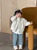 Roupa Infantil Estilo Coreano Conjunto de Outono Bebê Outono 2026 Roupa Infantil Outono Conjunto de Jaqueta Reversível e Jeans para Meninos