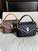 Bolso de Mano Vintage de Lujo Ligero Bolso Cuadrado Pequeño para Mujer 2026 Nuevo Primavera/Verano Bolso de Hombro Cruzado con Estampado Retro de Alta Gama