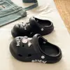 Esencial para Salidas de Verano Sandalias Tipo Zueco de Alta Moda para Mujer Modelo Nuevo 2026 EVA Suela Gruesa que Aumenta la Altura Chanclas Cerradas para Exteriores
