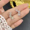 Pendientes de Floración Más Vendidos Transfronterizos, Pendientes Lindos, Dulces y Suaves, Pendientes de Moda Personalizados para Celebridades de Internet Transmisión en Vivo Venta al por Mayor