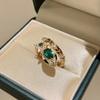 Nuevo Anillo de Serpiente Esmeralda Artístico Antiguo con Viento en Forma de Serpiente Anillo de Comida de Boca Viva de Diamantes de Lujo Ligero Venta al por Mayor
