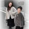 Roupa infantil 2026 inverno novo estilo jaqueta saia de lantejoulas para crianças maiores jaqueta de inverno top fofo estilo moderno