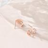 S925 Sterling Silver Flower Five-petal Flower Claw Ear Stud Moda Feminina Internet Celebridade Niche Design Gancho Brincos para o Cabelo