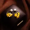 Pendientes de Borla de Osmanthus de Hada Super, Pendientes de Nicho Dulces y Suaves de Alta Gama para Mujer, Pendientes Versátiles Retro Franceses