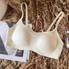 Lencería fresca, fina, transpirable e invisible para verano para mujeres con poco busto: sin costuras, soporte suave, realza y levanta, previene el "side boob" y previene la flacidez