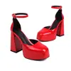 Zapatos Británicos Nuevo Cuero Patentado Grueso Sandalias de Tacón Alto 2023 Mesa de Agua 40 Zapatos Sandalias Huecas Comercio Exterior Hebilla de Cabeza Plana 48