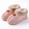 Pantuflas de algodón para mujer de otoño e invierno, forradas de felpa y gamuza engrosada, cálidas y adecuadas para usar en exteriores, de caña alta, cálidas, para casa, pantuflas de algodón cerradas en la parte trasera