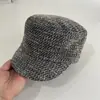 Sombrero de Moda Estilo Japonés Inspirado en Chanel para Mujer, Versátil para Primavera y Verano, Artístico, Lujo Ligero, de Copa Plana, Gorra de Béisbol Retro, de Moda