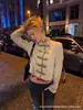 Comércio Exterior Transfronteiriço atacado de roupas femininas, novo design retrô moda estilo europeu e americano blazer curto abotoado com gola alta