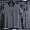 Conjunto deportivo informal de verano para hombre, camiseta de manga corta de seda helada, pantalones cortos, conjunto de dos piezas de moda para hombre