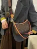 Bolsa de Ombro Wandering de Luxo Leve para Presbiopia Feminina 2025 Nova Inverno Alta Qualidade Bolsa de Axila Bolsa de Mão Ombro Transversal