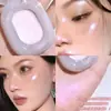 Iluminador em Creme Rosa Puro Desejo, Rosa Leite, para uma aparência jovem, disfarça olheiras, realça as sombras faciais e ilumina e contorna o rosto em um único creme sólido