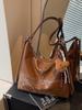Bolsa Tote Grande Capacidade Moda Coreana Transfronteiriça para Mulheres 2026 Nova Mochila Retrô Bolsa de Ombro Único Transversal Color Block