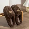 Chinelos femininos de algodão pelúcia para outono e inverno, forrados com fleece para aquecimento, com sola grossa, sensação macia e acolchoada, antiderrapantes, adequados para uso doméstico e disponíveis em estilo para casais; pantufas de pelúcia masculinas