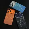 Adecuado para iPhone18Promax Funda Magnética para Teléfono con Patrón de Kevlar Marco de Metal Apple 17 Patrón de Fibra de Carbono PC