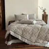 Juego de cuatro piezas de cubierta de cama de algodón puro con borde de algodón lavado vintage, colcha acolchada, funda de edredón, sábana bajera antideslizante