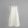 Vestido de Alça Fina Simples Transfronteiriço Estilo Europeu e Americano Primavera 2026 Novo Vestido Curto Sexy de Cetim com Costas Nadador