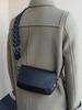 Bolso pequeño estilo japonés de moda para hombre, bandolera con cinta distintiva, estilo urbano, para mujer, 2024