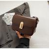 Bolsa Quadrada Pequena da Moda para Mulheres 2026 Novo Estilo Simples Retrô Bolsa de Ombro para Celular Design de Nicho Bolsa Transversal Bolsa de Braço