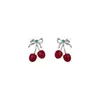 Brincos Elegantes de Laço Vermelho Cereja Pérola com Zircônia Brilhante e Estilosos com Agulhas de Prata Esterlina 925 Sensação de Alto Padrão