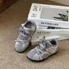 Zapatillas de entrenamiento retro alemanas para niños 2026 nuevo otoño versión coreana transpirables para niñas antideslizantes para niños zapatillas de suela blanda
