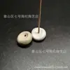 Bola cóncava de cerámica para incienso hecha a mano pura incienso vertical bandeja de incienso mini japonesa figura impresa con LOGOTIPO para muestra producción pequeña