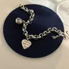 Pulseira de Bola Coração Punk Retrô para Mulheres Nicho High-End Celebridade da Internet Minimalista Europeu e Americano Hip-Hop Joias da Moda