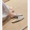 Versão em Couro Bovino do Mesmo Estilo, Bico Fechado Slip-On de Couro Genuíno Macio, Mule Confortável, Meia-Calça para Mulheres, Novo para Primavera/Verão 2026