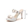 Sandalias de moda para mujer 2024 verano nuevo versión coreana de todo fósforo boca de pez tacón alto tacón fino sandalias para exterior al por mayor