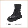 Botas femininas estilo Martin de sola grossa marrom, novo estilo outono e inverno 2026, botas de algodão forradas com fleece, botas curtas de salto empilhado estilo britânico