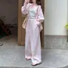 Conjunto casual de camisa estilo coreano para mujer 2026, de alta gama, corte holgado, versátil, moderna camisa protectora solar y conjunto de dos piezas de pantalones casuales