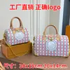 2026 Nuevo Bolso de Mano Mini Boston Blanco Tricolor con Monograma para Viaje de Negocios Versátil para Hombro Cruzado para Mujer