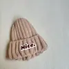 Gorro de Lana Bordado con Letras Ins Personalizado Moda Unisex Estilo Adelgazante para Salir Cálido Gorro Tejido