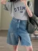 Shorts de mezclilla rotos para mujer, estilo fino de verano, corte holgado, talla grande, adelgazantes, de cintura alta, línea A, pierna recta vintage, shorts hasta la rodilla