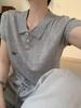 Polo de Punto de Manga Corta para Mujer de Verano de Alta Gama Color Gris Trenzado Diseño Bordado Casual Camiseta Base Top de Moda