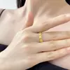 Anillos de Trébol de Cuatro Hojas Chapados en Oro de Alta Gama de Nicho de Moda Anillos de Pareja Anillo Cerrado de Calidoscopio de la Suerte de Imitación de Oro