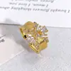 Anillo Retro Ancho Abierto Vintage de Alta Gama con Diamantes Brillantes Cepillado Nicho Lujo Ligero Apilable para Mujeres