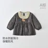 Bata impermeable y resistente a las manchas para niños, babero de alimentación de otoño e invierno para bebé, diseño reversible, prenda exterior de manga larga anti-manchas Clase A para bebés y niños pequeños