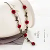 Collar Romántico Retro Francés de Flor de Rosa para Niñas, Diseño de Nicho, Elegante Collar para Clavícula de Gama Alta, Estilo Caliente 2025
