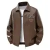 Chaqueta de cuero PU bordada talla grande para hombre, chaqueta de cuero casual estilo coreano de otoño con cuello de solapa, chaqueta de moto de moda, abrigo cortavientos para hombre