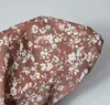 Tela de seda coreana con estampado floral pequeño, adecuada para vestidos tipo camisola, minifaldas, faldas largas, vestidos y blusas.. Tela estampada de moda
